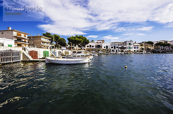 Spanien  Mallorca  Porto Colom  Blick auf den Hafen