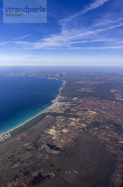 Spanien  Mallorca  Flug über Alcudia