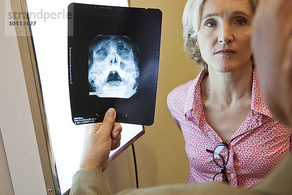 Röntgenbild der Nasennebenhöhlen.