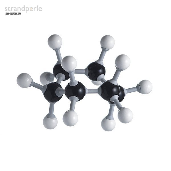 Cyclohexan-Molekül in seiner Boot-Konformationsform. Die Atome sind als Kugeln dargestellt und farblich codiert: Kohlenstoff (schwarz) und Wasserstoff (weiß). Cyclohexan-Molekül