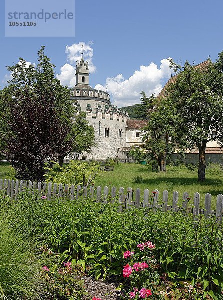 Kapelle St. Michael  auch Engelsburg  Kloster Neustift bei Brixen  Südtirol  Alto Adige  Italien  Europa