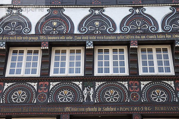 Fassade mit Adam und Eva  Haus Willmann  Bürgerhaus  Fachwerkhaus  Altstadt  Osnabrück  Niedersachsen  Deutschlnad
