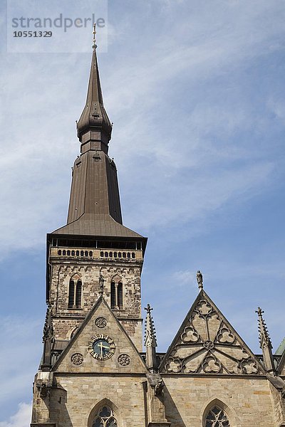 Turm der Kirche St. Marien  Altstadt  Osnabrück  Niedersachsen  Deutschland  Europa