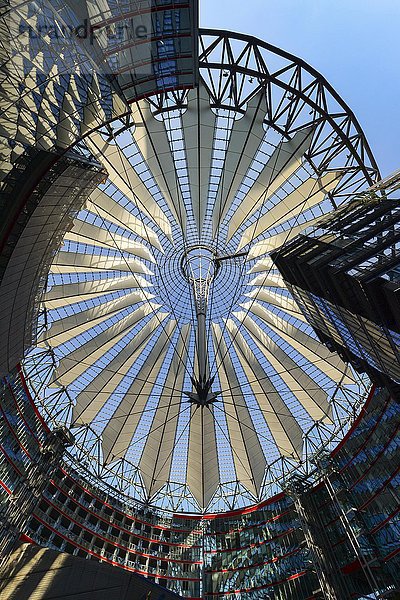 Dach des Sony Center  Potsdamer Platz  Berlin  Deutschland  Europa