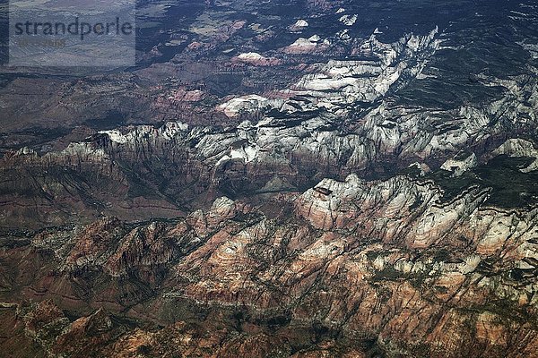 Ausblick vom Flugzeug auf den Zion National Park  Utah  USA  Nordamerika