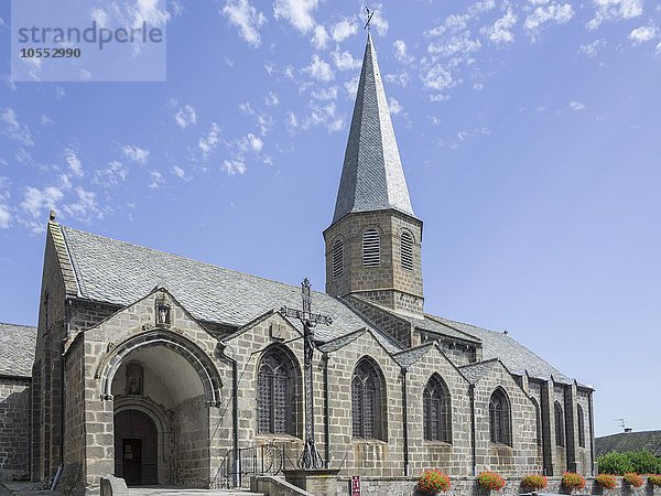 Kirche von  Besse-et-Saint-Anastaise  Auvergne  Frankreich  Europa