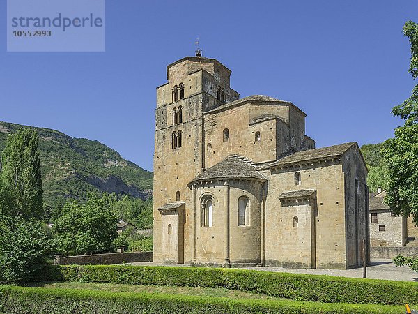 Pfarrkirche Santa María aus dem 11.Jhdt  Santa Cruz de la Serós  Aragón  Spanien  Europa