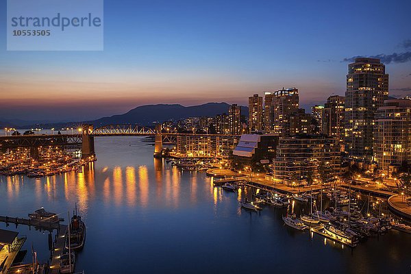 False Creek im Hafen von Vancouver  British Columbia  Kanada  Nordamerika