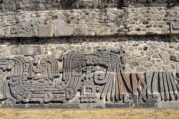 Relief an der Pyramide der gefiederten Schlangen  Detail  Ruinenstätte Xochicalco  Cuernavaca  Bundesstaat Morelos  Mexiko  Nordamerika