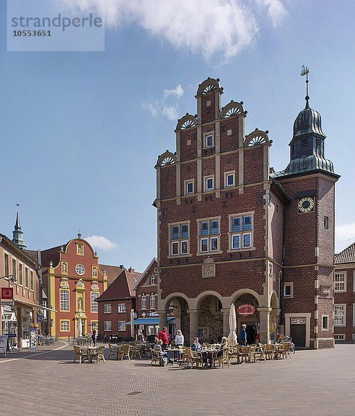 Historisches Rathaus am Markt  Meppen  Niedersachsen  Deutschland  Europa