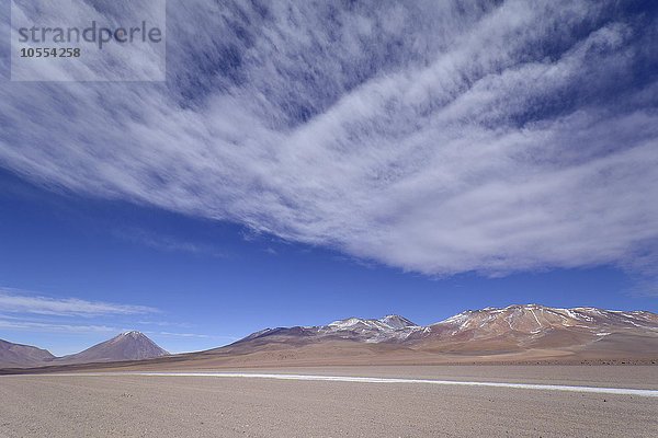 Karge Wüste  Hochebene Altiplano  bei Uyuni  Grenze Bolivien  Chile  Südamerika