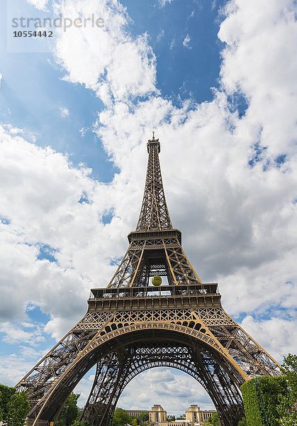 Eiffelturm  tour Eiffel  Champs de Mars  Paris  Île-de-France  Frankreich  Europa