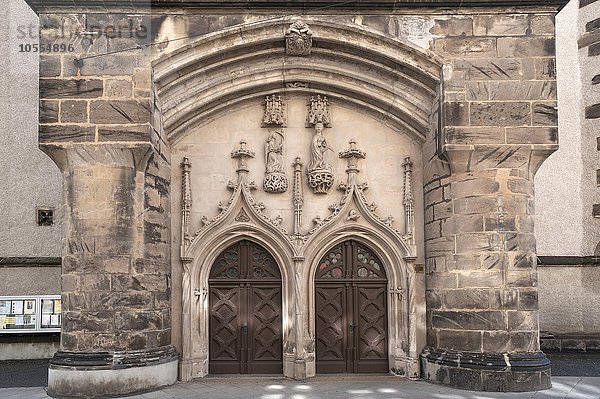 Eingangsportal der Frauenkirche  1449  Görlitz  Oberlausitz  Sachsen  Deutschland  Europa