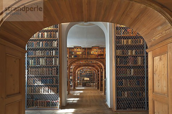 Historischer Büchersaal  Oberlausitzische Bibliothek der Wissenschaften  Görlitz  Oberlausitz  Sachsen  Deutschland  Europa