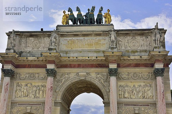 Quadriga auf Arc de Triomphe du Carousel  Triumphbogen  Paris  Ile De France  Frankreich  Europa