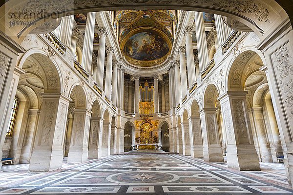 Kapelle im Schloss Versailles  UNESCO Weltkulturerbe  Département Yvelines  Region Île-de-France  Frankreich  Europa