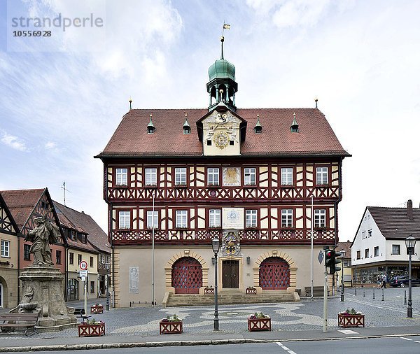 Rathaus von 1687 in Fachwerkbauweise  Bad Staffelstein  Oberfranken  Bayern  Deutschland  Europa