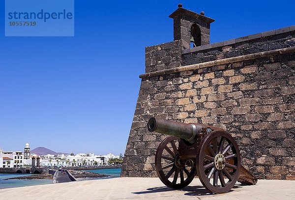 Alte Kanone  Kastell  Castillo de San Gabriel  Arrecife  Lanzarote  Kanaren  Spanien  Europa