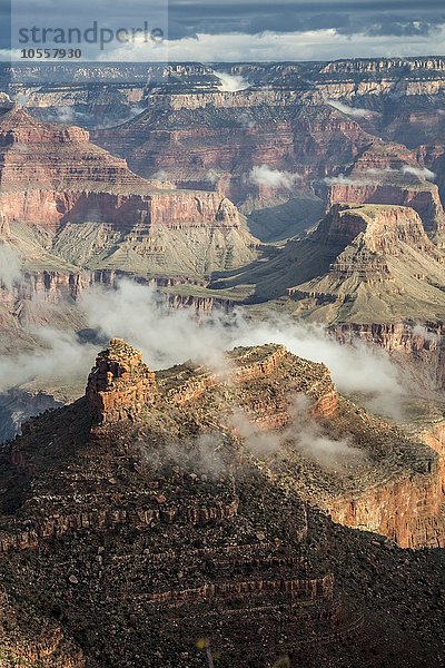 Wolken im Grand Canyon  Grand-Canyon-Nationalpark  Arizona  USA  Nordamerika