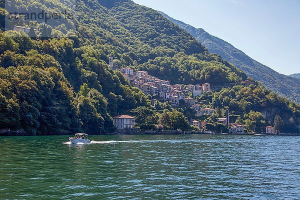 Kleines Boot auf dem Comer See  Italien