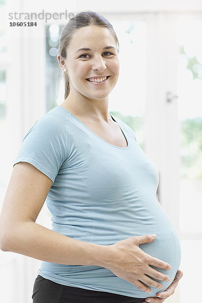 Porträt einer schwangeren Frau