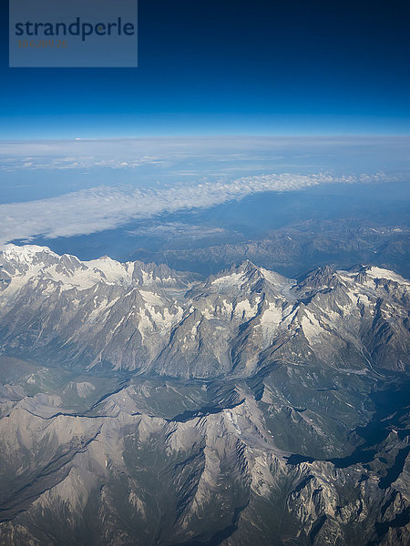 Luftaufnahme der Alpen