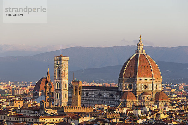 Italien  Toskana  Florenz  Campanile di Giotto und Florenz Kathedrale