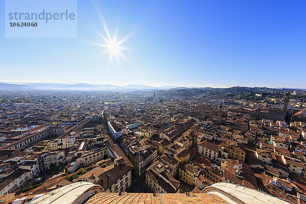 Italien  Toskana  Florenz  Stadtansicht gegen die Sonne