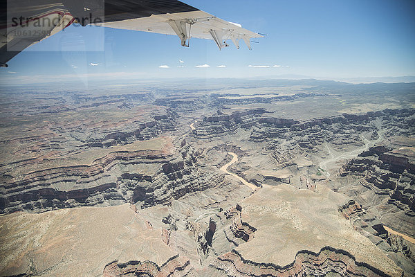 USA  Arizona  Grand Canyon  Flugzeugflügel