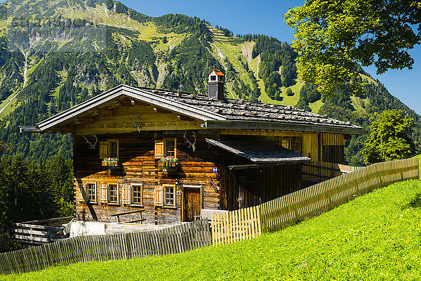 Deutschland  Bayern  Allgäu  Allgäuer Alpen  Gerstruben  Bauernhaus