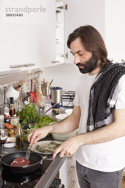 Fleischzubereitung in der heimischen Küche