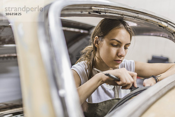 Mechanikerinnen in der Werkstatt