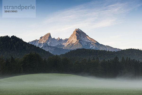 Watzmann  Morgennebel  Berchtesgadener Land  Oberbayern  Bayern  Deutschland  Europa