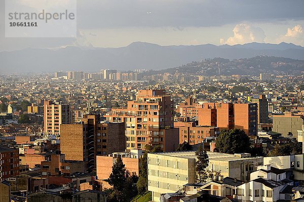 Ausblick auf den Stadtteil Chapinero Alto  Bogotá  Kolumbien  Südamerika