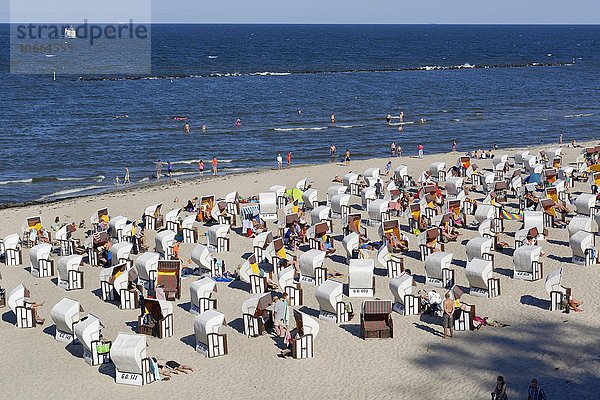 Strand mit Strandkörben  Ostseebad Sellin  Insel Rügen  Mecklenburg-Vorpommern  Deutschland  Europa