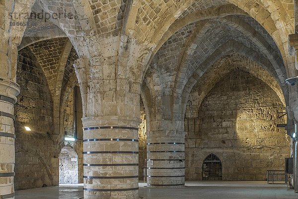 Refektorium  Speisesaal des Johanniterordens  Festung der Kreuzfahrer  Zitadelle  UNESCO Weltkulturerbe Altstadt Akkon  Nordbezirk  Israel  Asien