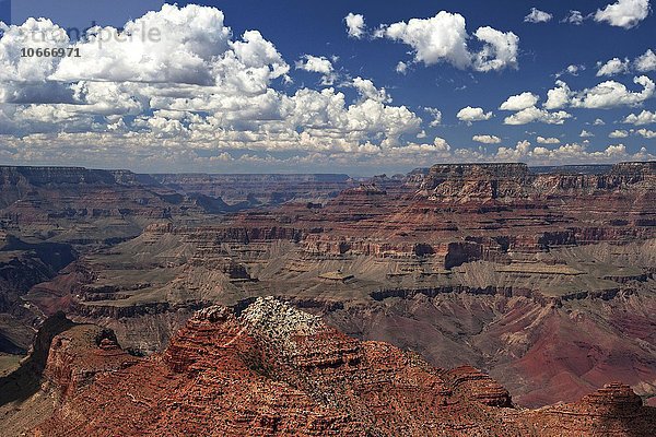 Ausblick vom Desert View bei Wolkenhimmel  South Rim  Grand-Canyon-Nationalpark  Arizona  USA  Arizona  USA  Nordamerika