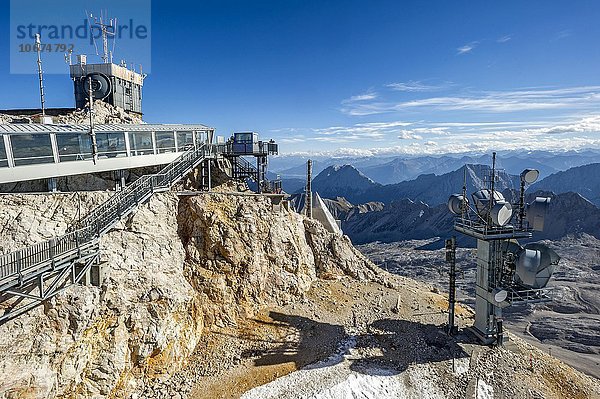 Wetterwarte  Sendeanlage der Telekom Austria am Gipfel der Zugspitze  Garmisch-Partenkirchen  Wettersteingebirge  Alpen  Tirol  Österreich und Oberbayern  Bayern  Deutschland  Europa