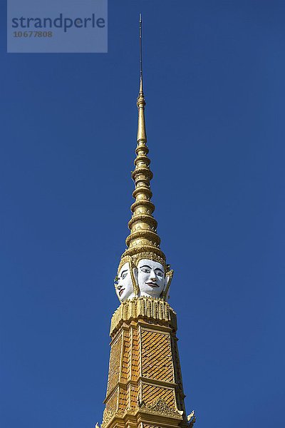 Turm der Thronhalle Preah Tineang Tevea Vinichhay oder Thineang Dheva Vinnichay  Königspalast  Gesichter von Brahma  Phnom Penh  Kambodscha  Asien