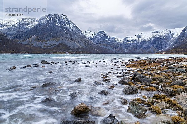 Grotfjord  nahe Troms  Provinz Troms  Norwegen  Europa