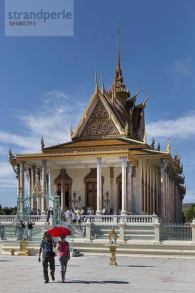 Silberpagode  Wat Preah Keo Morakot   Vihear Preah Morakot beim Königspalast  Tempel des Smaragd-Buddha  Phnom Penh  Kambodscha  Asien