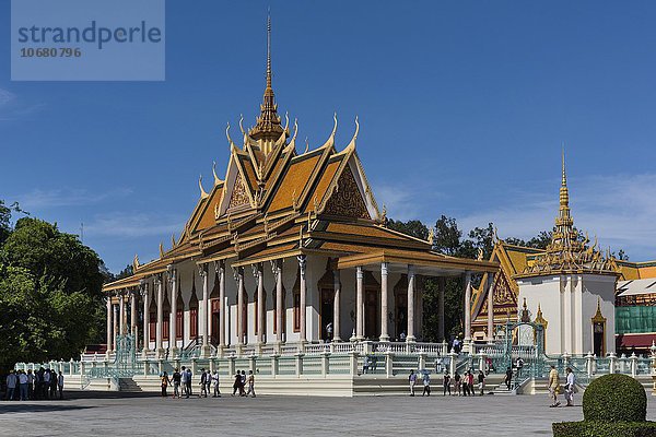 Silberpagode  Wat Preah Keo Morakot  Vihear Preah Morakot beim Königspalast  Tempel des Smaragd-Buddha  Phnom Penh  Kambodscha  Asien