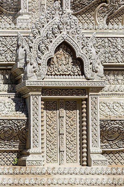Stupa von König Norodom Suramarit  Silberpagode im Königspalast-Bezirk  Phnom Penh  Kambodscha  Asien