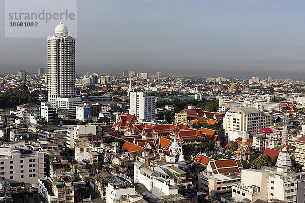 River Park Condominium  Turm am Menam Chao Phraya  Wat Chakrawat  Chakkrawat Tempel  Panorama-Blick vom Grand China Hotel  Chinatown  Bangkok  Thailand  Asien