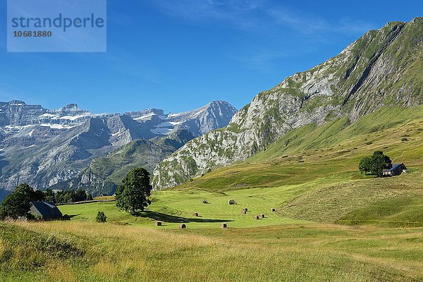 Plateau de Saugue  Cirque de Gavarnie  Hautes Pyrénées  Frankreich  Europa