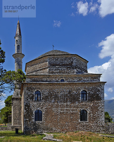 Die Fethiye-Moschee im Kastro in der Stadt Ioannina in der Provinz Epirus in Griechenland