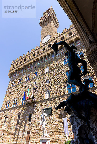 Italien  Toskana  Florenz  Palazzo Vecchio und Perseus-Statue