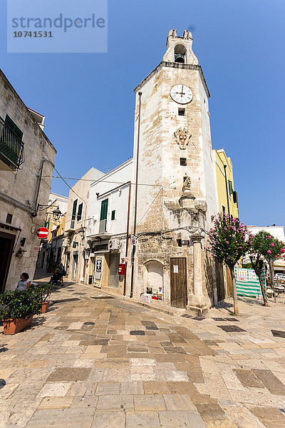 Italien  Apulien  Monopoli  Stadtturm auf dem Garibaldi-Platz