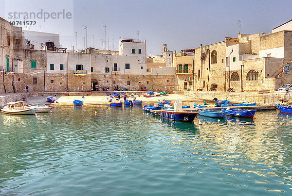 Italien  Apulien  Monopoli  der Hafen