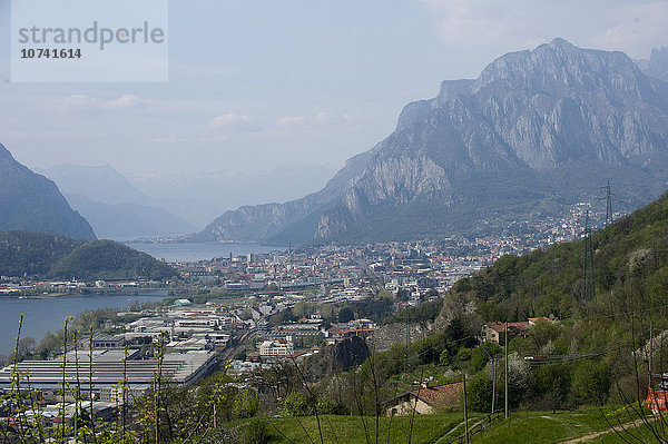 Europa  Italien  Lombardei  Vercurago  Landschaft